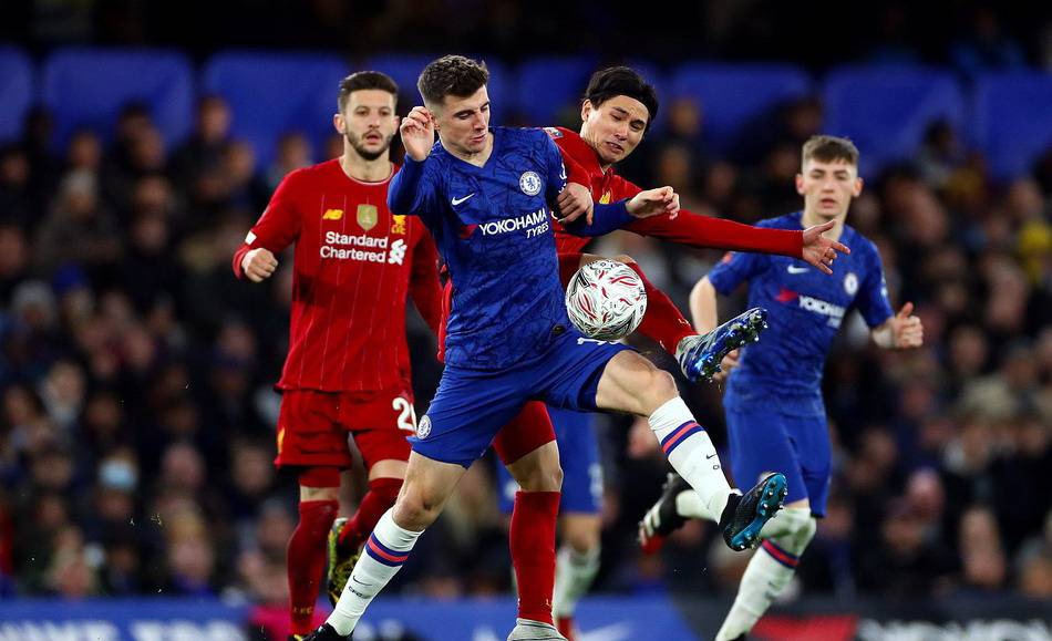 暴力美学巅峰！华子隔扣科林斯，没有更狠的了