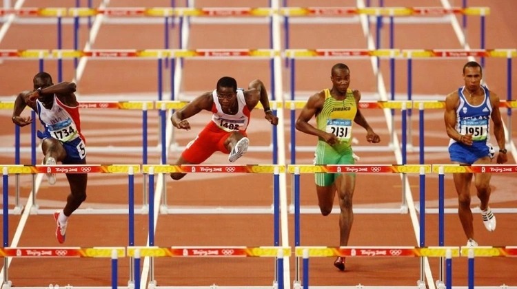 F1乾坤大挪移？红牛周四将开会讨论一些事……