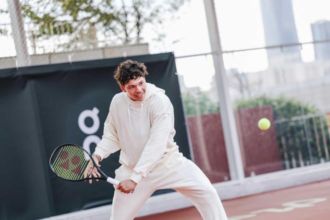 文一也吸引 文一也吸引