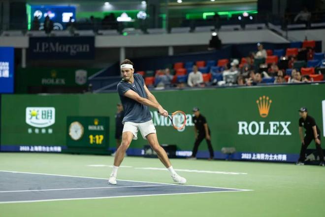 仅赢得了更 仅赢得了更